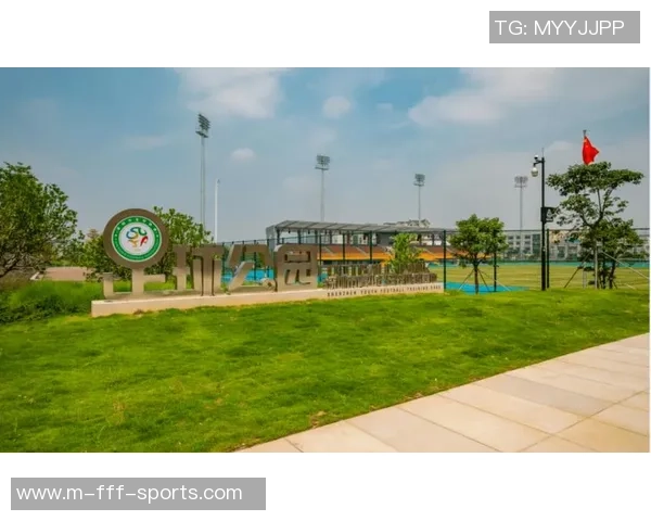 深圳足球训练基地助力青少年成长与足球梦想的实现 深圳足球训练基地助力青少年成长与足球梦想的实现