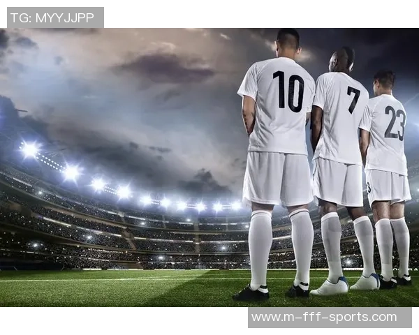 荣耀之路:回顾皇马十冠传奇与足球世界的辉煌历程 荣耀之路:回顾皇马十冠传奇与足球世界的辉煌历程