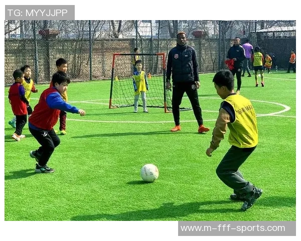 足球实战技术包括基本技能战术配合心理素质与体能训练的全面解析与提升方法